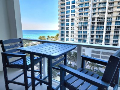 Comprar apartamento no Alexander Towers 819