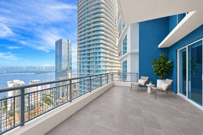 Comprar apartamento no Infinity on Brickell 4002