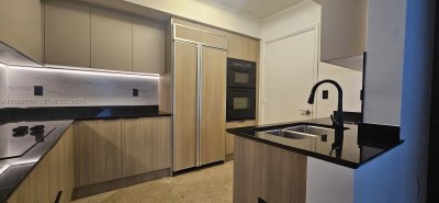Aluguel de apartamento no Ocean Three 3402