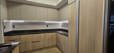 Aluguel de apartamento no Ocean Three 3402