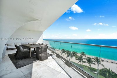 Comprar apartamento en Jade Signature 803