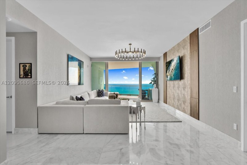 Comprar apartamento en Jade Signature 803