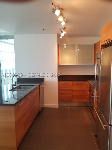 Apartment for rent at Midtown Miami 4 H1515