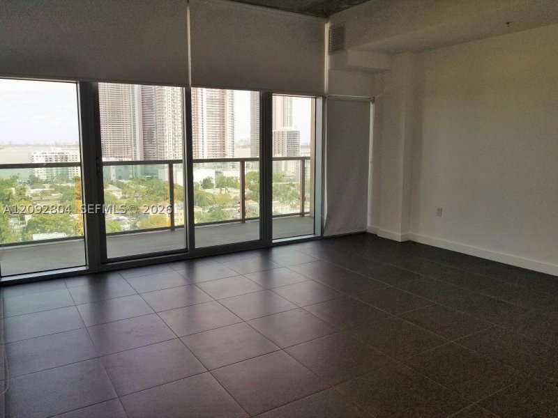 Apartment for rent at Midtown Miami 4 H1515