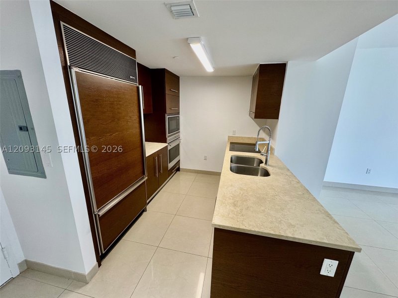 Comprar apartamento en Icon Brickell Viceroy 1809