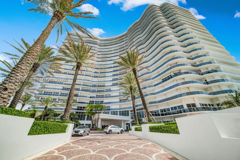 Apartment for rent at Majestic Tower 507