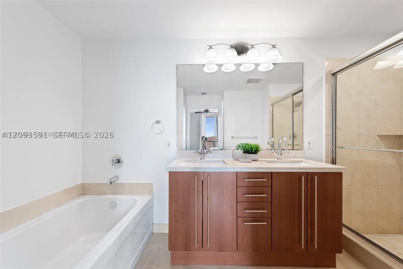 Apartment for rent at Axis on Brickell South Tower 2503-S