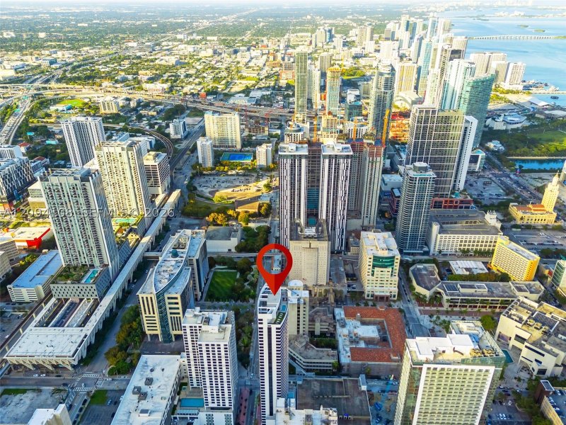 Comprar apartamento no District 225 504