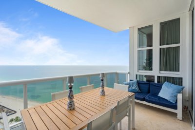 Comprar apartamento no Trump Royale 3704