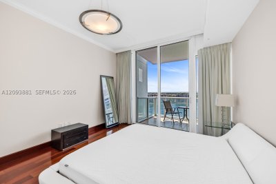 Aluguel de apartamento no Continuum I South 1703