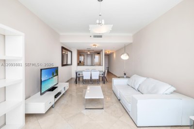 Aluguel de apartamento no Continuum I South 1703