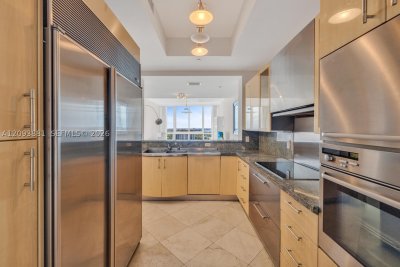 Aluguel de apartamento no Continuum I South 1703