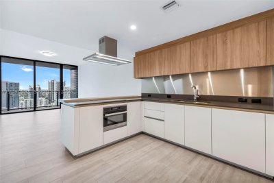 Comprar apartamento no Brickell Flatiron 2304