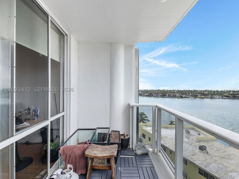 Condo for sale at King Cole 721