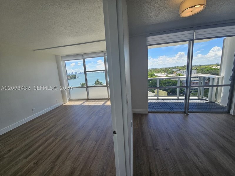 Condo for sale at King Cole 721
