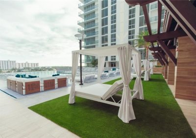 Comprar apartamento en Parque Towers at St. Tropez 803