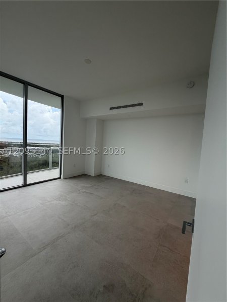 Aluguel de apartamento no One Park Tower by Turnberry 2911