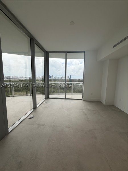 Aluguel de apartamento no One Park Tower by Turnberry 2911
