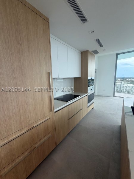 Aluguel de apartamento no One Park Tower by Turnberry 2911
