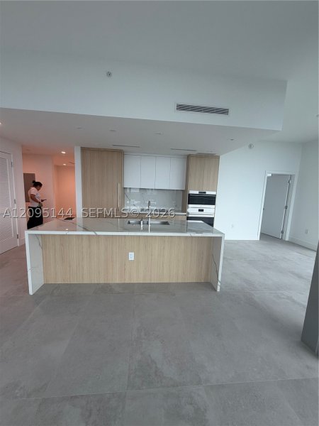 Aluguel de apartamento no One Park Tower by Turnberry 2911