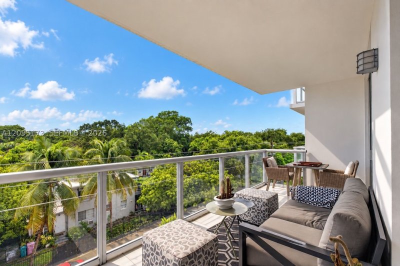 Apartment for rent at Ios on the Bay 412