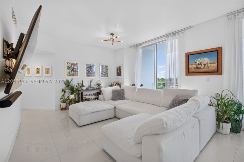 Apartment for rent at Ios on the Bay 412