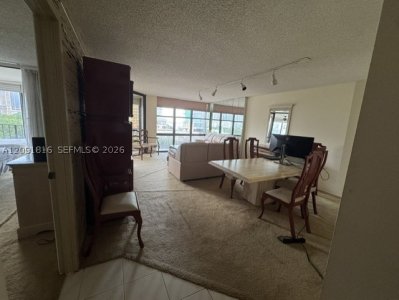 Aluguel de apartamento no Brickell Place B1010