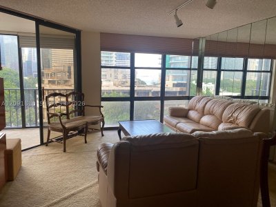 Aluguel de apartamento no Brickell Place B1010