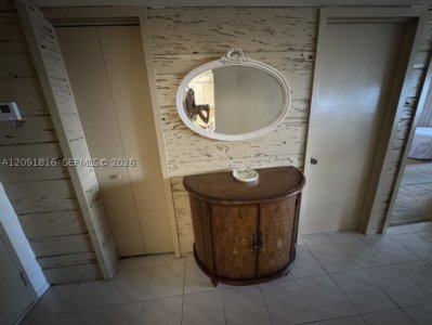 Aluguel de apartamento no Brickell Place B1010