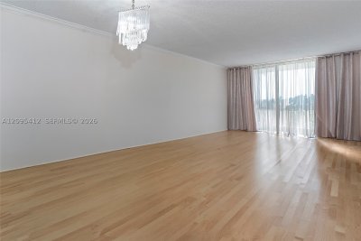 Aluguel de apartamento no Olympus Towers 420