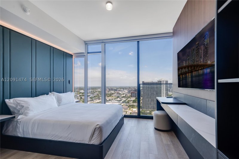 Condo for sale at E11EVEN Hotel & Residences 3103B