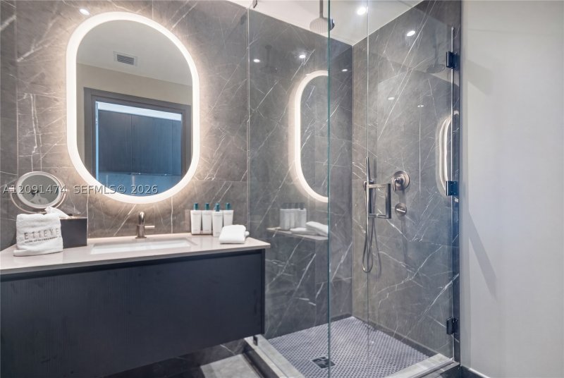 Condo for sale at E11EVEN Hotel & Residences 3103B