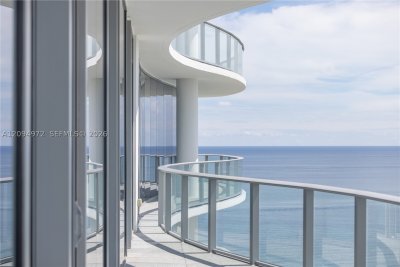 Comprar apartamento en Chateau Beach Residences 1602