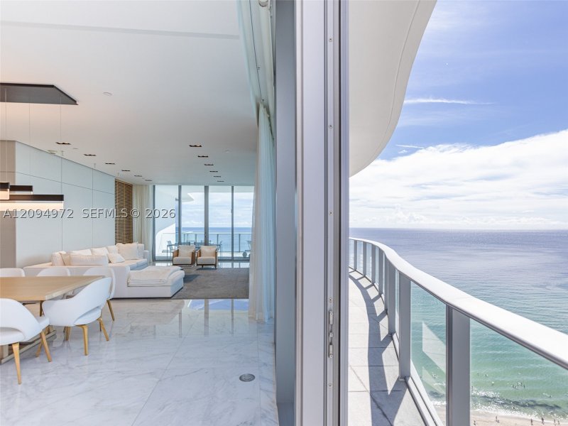 Condo for sale at Chateau Beach Residences 1602