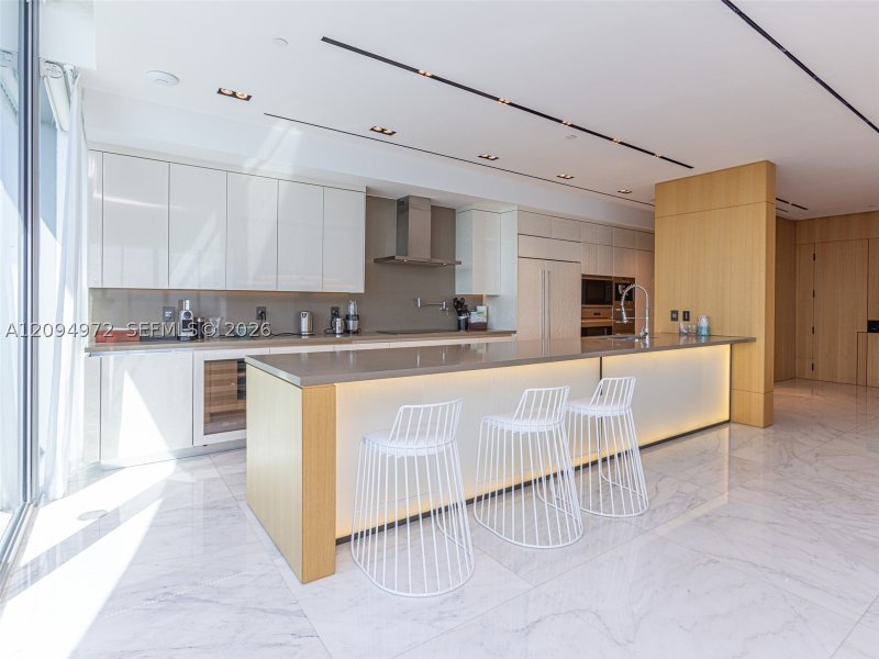 Condo for sale at Chateau Beach Residences 1602