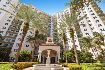 Turnberry Village South Apt #216