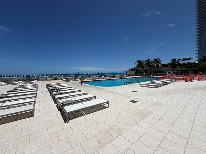 Comprar apartamento no Aventura Beach Club 230