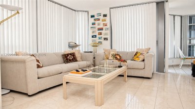 Comprar apartamento en Mystic Pointe 400 1503