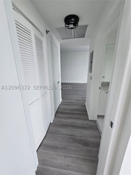 Aluguel de apartamento no The Plaza Tower I 3300