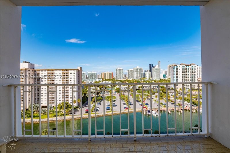 Aluguel de apartamento no Arlen House 1227