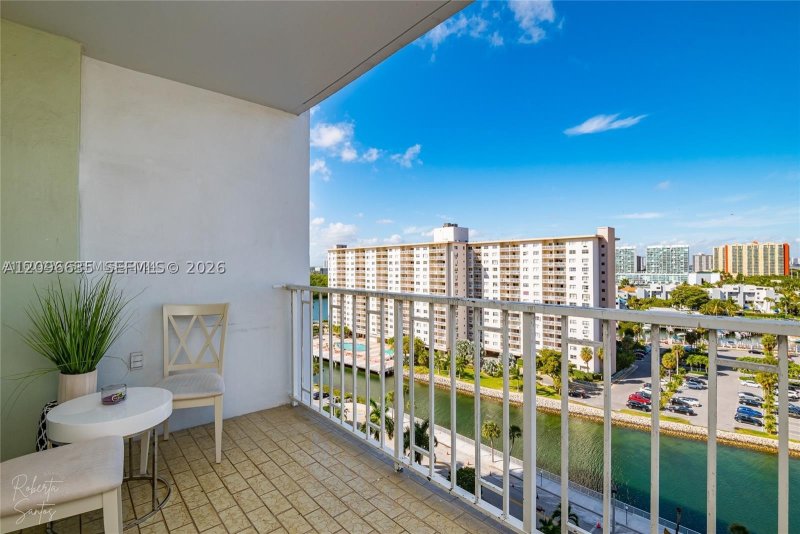 Aluguel de apartamento no Arlen House 1227