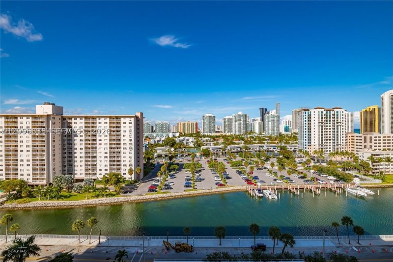 Aluguel de apartamento no Arlen House 1227