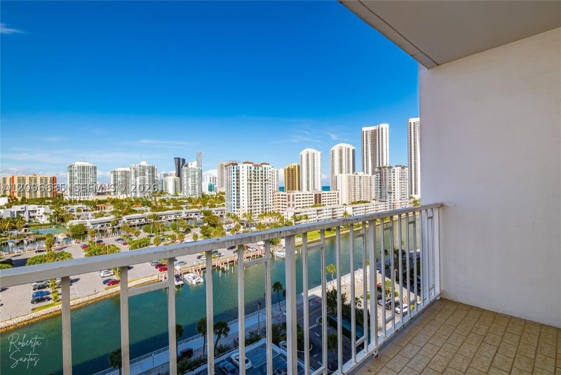 Aluguel de apartamento no Arlen House 1227