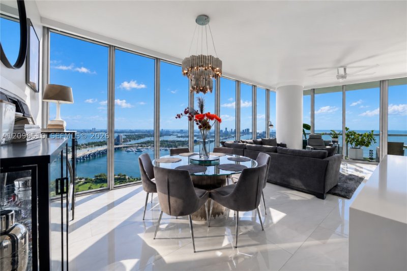 Aluguel de apartamento no Marina Blue 4608