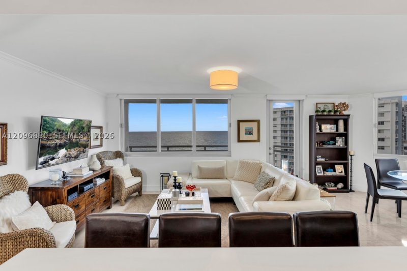 Comprar apartamento no Burleigh House 1126