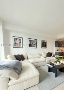 Alquiler de apartamento en Brickell Heights West 3505