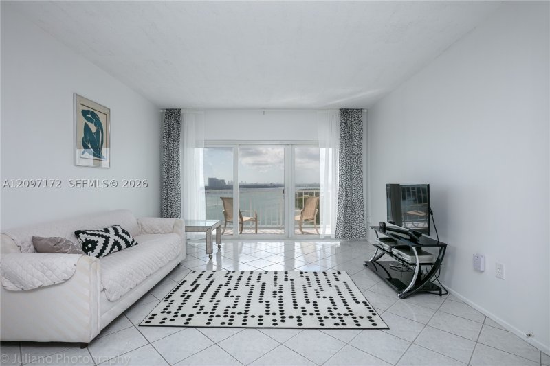 Aluguel de apartamento no Arlen House 1818