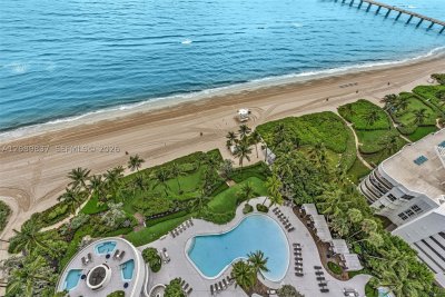 Comprar apartamento en Jade Signature 2003