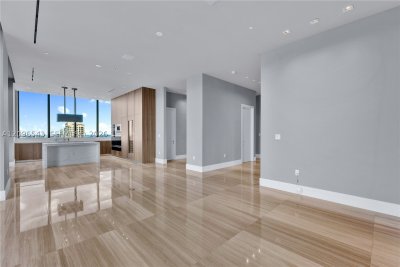 Comprar apartamento no Muse Sunny Isles Beach 4202