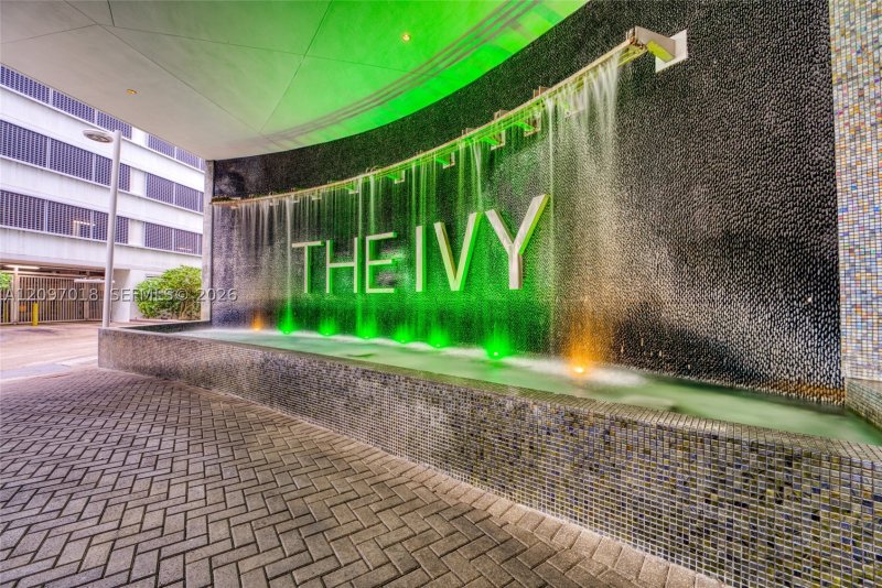 Apartment for rent at The Ivy 2009